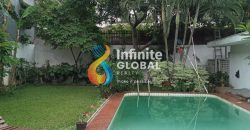 Dijual Rumah Bangunan Lama Daerah Kemang Jaksel Cocok untuk expat