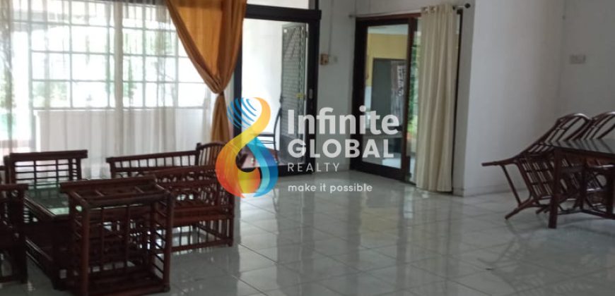 Dijual Rumah Bangunan Lama Daerah Kemang Jaksel Cocok untuk expat