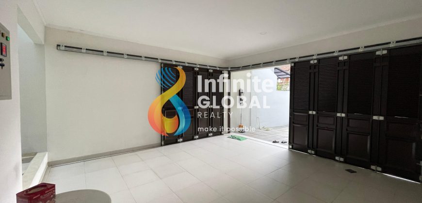 FOR SALE Rumah di Komplek Elite Pondok Indah