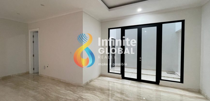 FOR SALE Rumah di Komplek Elite Pondok Indah