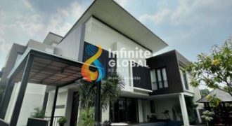 DISEWAKAN Rumah di Daerah CILANDAK Minimalis Modern