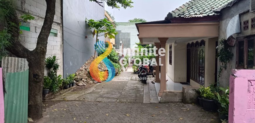DIJUAL RUMAH LAMA 1 LANATAI DI CIGANJUR