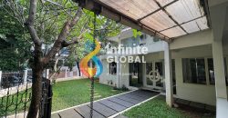 Dijual Rumah KEBAYORAN BARU Lokasi Strategis