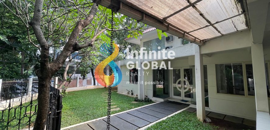 Dijual Rumah KEBAYORAN BARU Lokasi Strategis