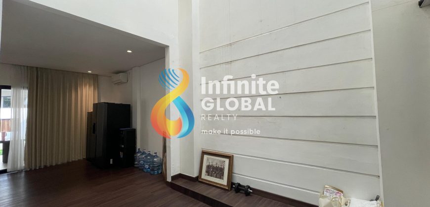 Dijual Rumah KEBAYORAN BARU Lokasi Strategis