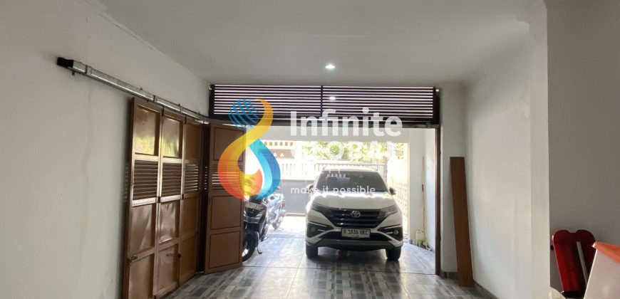 Dijual Rumah Modern Minimalis dengan Nuansa Tropis Kontempore