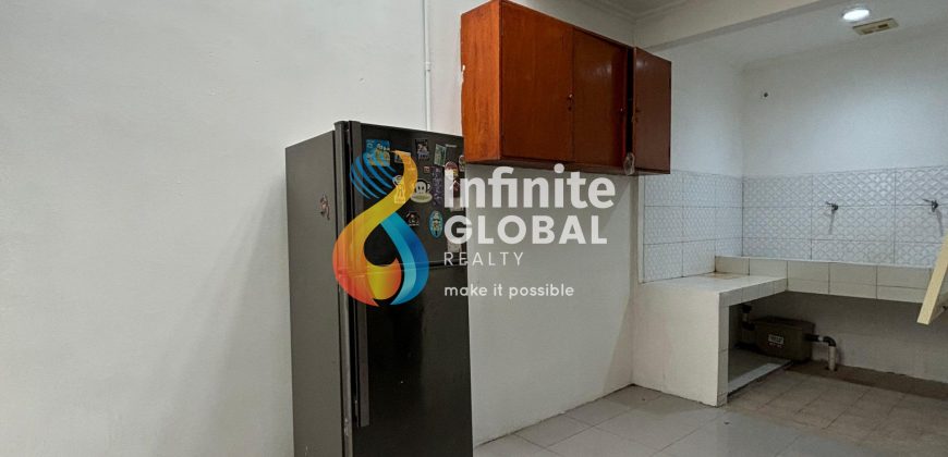 Dijual Cepat Rumah Gading Serpong cocok workshop