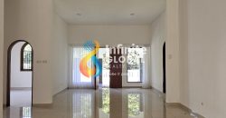 BEAUTIFUL SERENE HOUSE KEMANG WITH BIG GARDEN & POOL