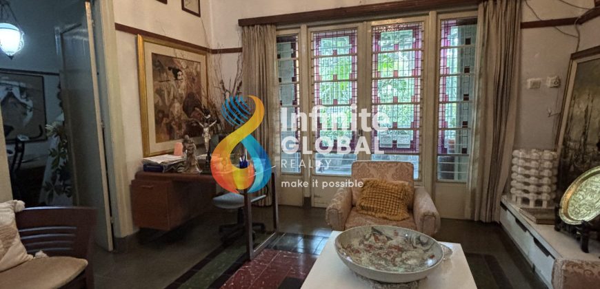 DIJUAL RUMAH TUA LOKASI EXCLUSIVE MENTENG