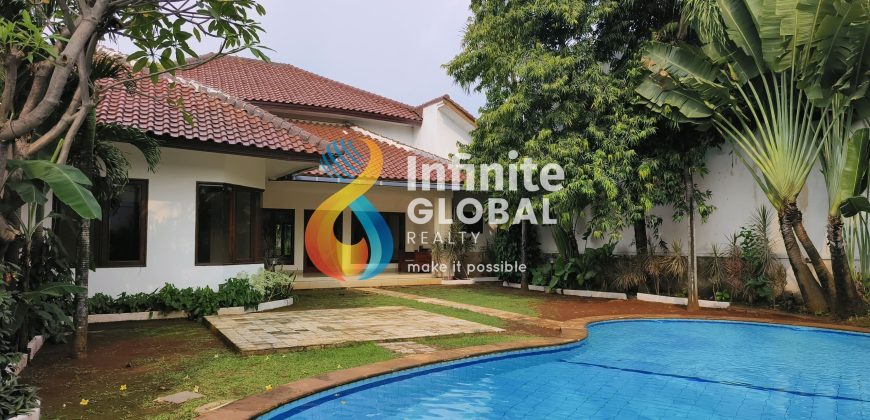 For Rent Luxurious Compound House in Kemang