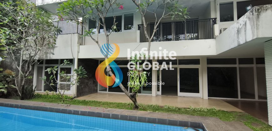 FOR RENT Luxurious & Spacious for private living in Kemang