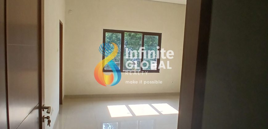 Dijual 1 Unit Rumah baru Dalam Cluster Pasar Minggu