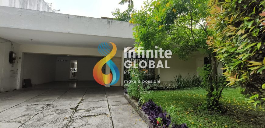 FOR RENT Luxurious & Spacious for private living in Kemang