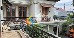 HOUSE FOR RENT KEMANG SPACIOUS LIVING ROOM