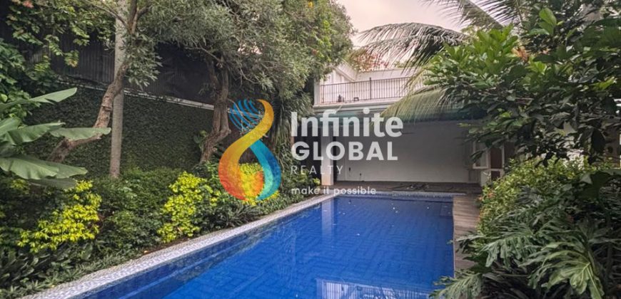 FOR SALE! RUMAH BAGUS SIAP HUNI DI AREA SELONG KEBAYORAN BARU