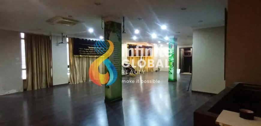 Disewakan Ruko Gandeng Sudirman Park
