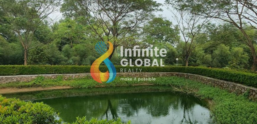Dijual Cepat Rumah Baru Sudah Renovasi depan danau di Cluster Acacia Samanea Hill
