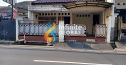 Dijual Cepat 1 Unit Rumah 2 Lantai Tegal Parang