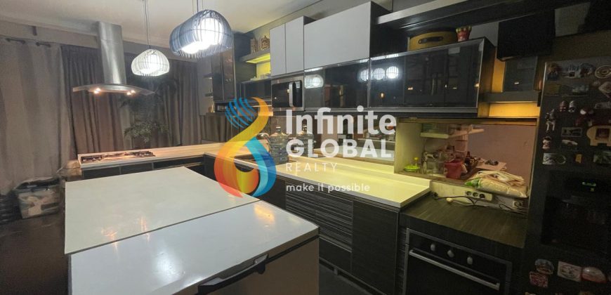 Dijual Rumah design unik minimalis modern ada kolam renang dalam komplek pesanggrahan