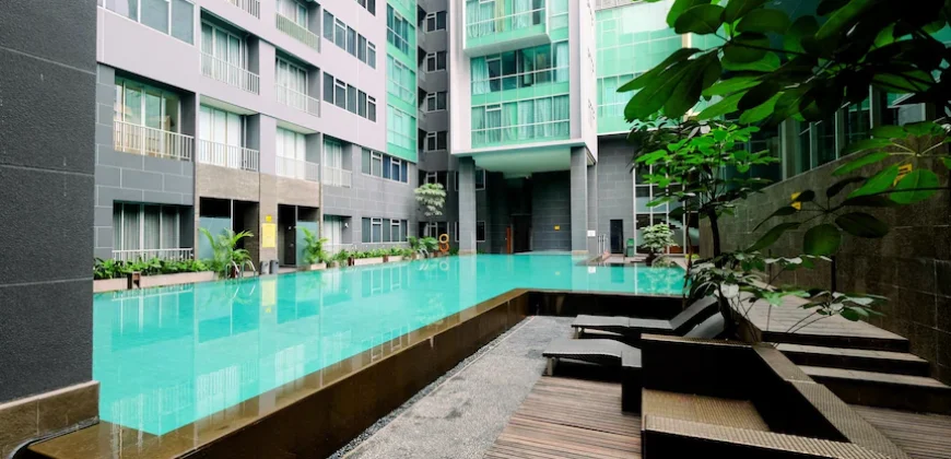 Hunian Nyaman dengan View City & Pool di Kuningan Place