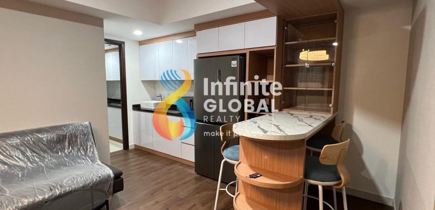 Apartemen Mewah The Kensington Royal Suites 2BR Full Furnished