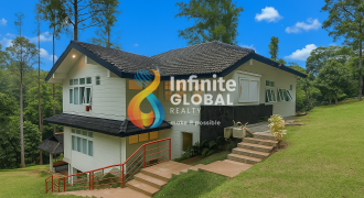 Villa Eksklusif di Puncak Megamendung Suasana Sejuk, View Alam Indah, Cocok untuk Investasi