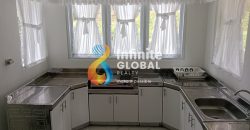 Villa Eksklusif di Puncak Megamendung Suasana Sejuk, View Alam Indah, Cocok untuk Investasi