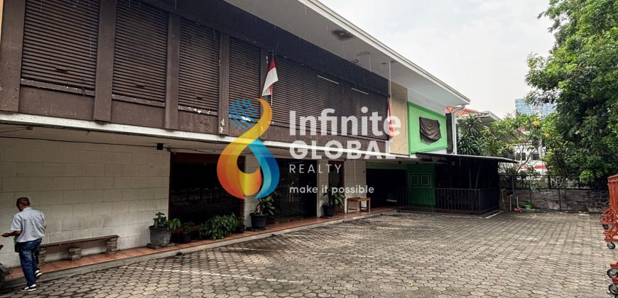 Disewakan Rumah Usaha Area Kebayoran Baru Wijaya