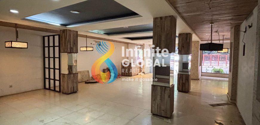 Disewakan Rumah Usaha Area Kebayoran Baru Wijaya