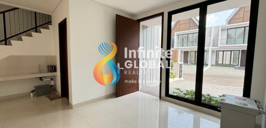 Dijual Cepat Pinewood Summarecon bogor lokasi dekat club house