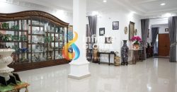 DIJUAL RUMAH MEWAH 2 LANTAI KEBON JERUK SIAP HUNI