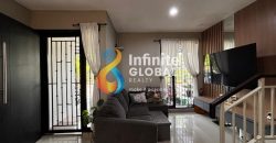 Rumah 3 Lantai Modern di Cluster La Seine Jakarta Garden City