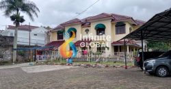 PELUANG EMAS! Beli Villa Tanah Hampir 5000m² di Lokasi Premium Cipanas. Nego Sampai DEAL!