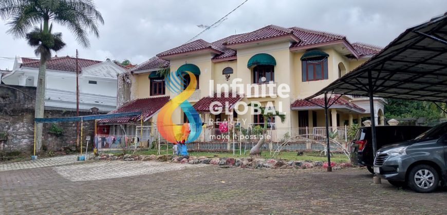PELUANG EMAS! Beli Villa Tanah Hampir 5000m² di Lokasi Premium Cipanas. Nego Sampai DEAL!