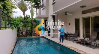 Luxury House for Rent in Kebayoran Baru Spacious 800 Sqm Building with Private Pool