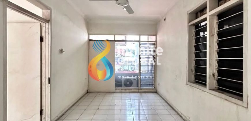 JUAL CEPAT  LOKASI PREMIUM KEBAYORAN BARU RUMAH LAMA TERAWAT, BANGUNAN  SUDAH DIMODIFIKASI UNTUK USAHA