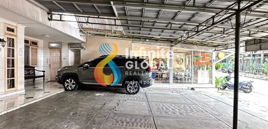 JUAL CEPAT  LOKASI PREMIUM KEBAYORAN BARU RUMAH LAMA TERAWAT, BANGUNAN  SUDAH DIMODIFIKASI UNTUK USAHA