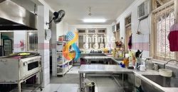 JUAL CEPAT  LOKASI PREMIUM KEBAYORAN BARU RUMAH LAMA TERAWAT, BANGUNAN  SUDAH DIMODIFIKASI UNTUK USAHA