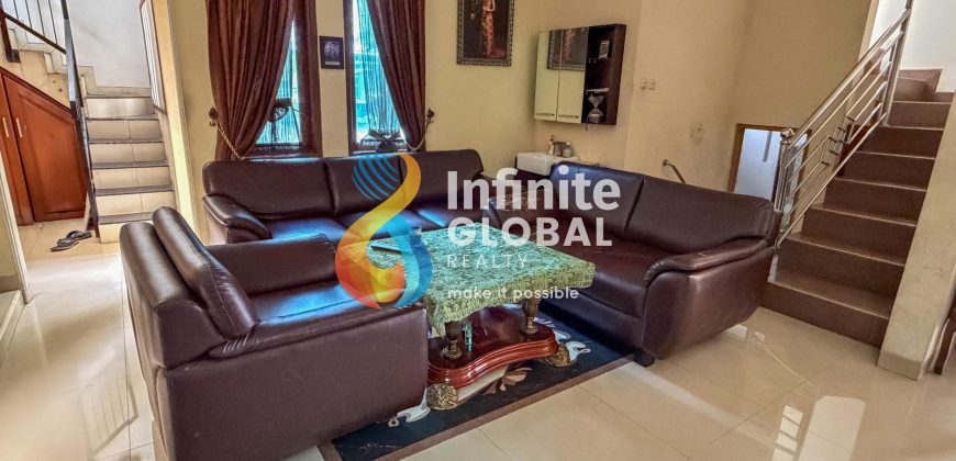 DIJUAL Rumah Kota Wisata Cibubur Semi Furnished