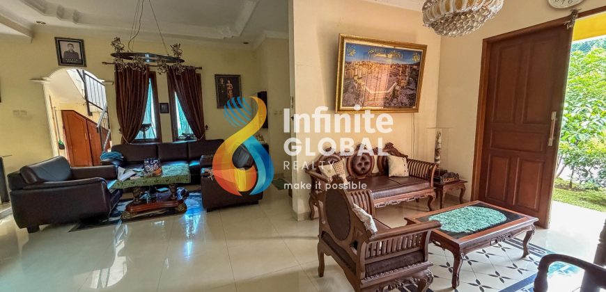 DIJUAL Rumah Kota Wisata Cibubur Semi Furnished