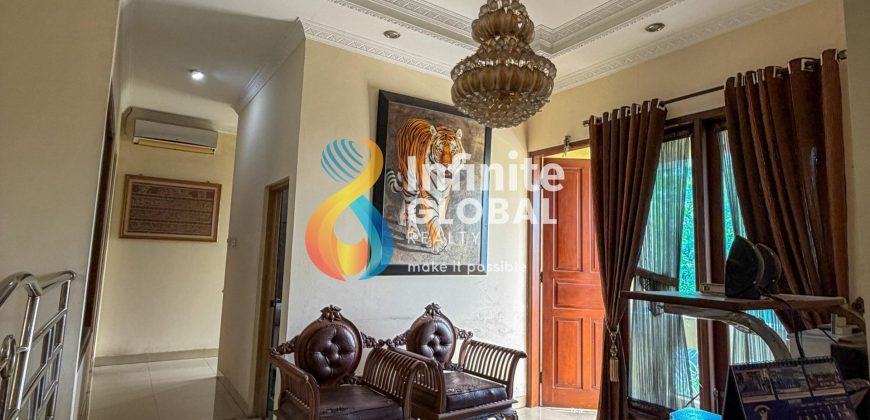 DIJUAL Rumah Kota Wisata Cibubur Semi Furnished