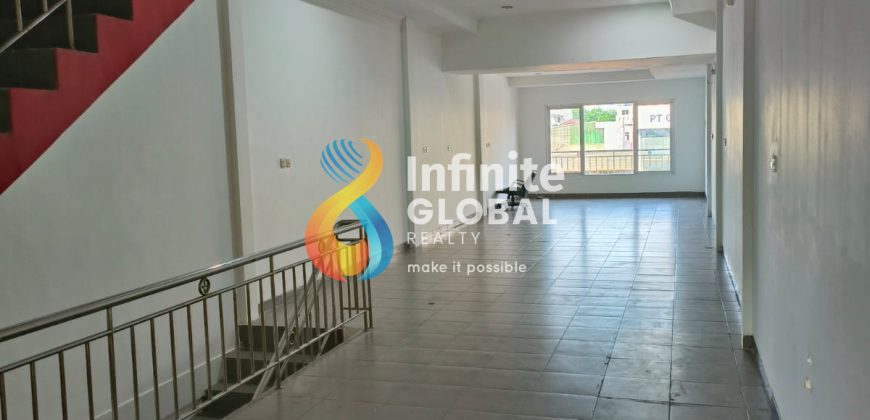 DISEWAKAN RUKO 3,5 LANTAI Daerah Mangga Besar Zona Kulineran Jakbar