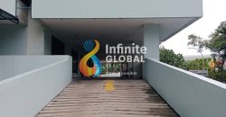 Kios 140 M² di Riverside Muara Karang – Lokasi Ramai, bisa Sewa atau Beli!