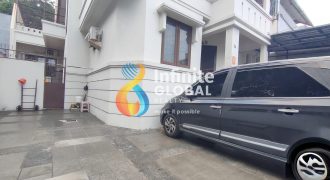 DIJUAL! Rumah Hoek 2,5 Lantai di Kebun Jeruk  Taman Sari, Jakarta Barat