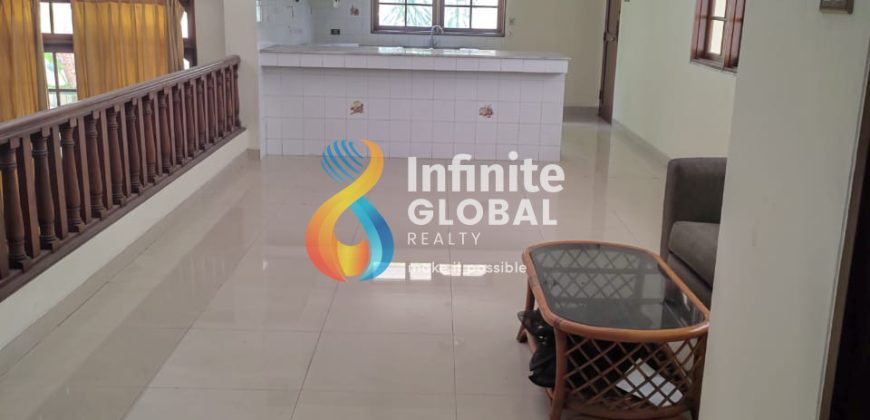 Dijual Rumah Lama Terawat Lokasi Strategis di Pondok Indah