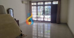 Dijual Rumah Lama Terawat Lokasi Strategis di Pondok Indah