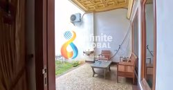 DIJUAL CEPAT! Rumah Mewah Hook 3 Lantai di Permata Buana, Bangunan Premium