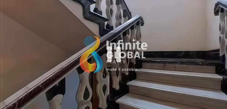 DIJUAL CEPAT! Rumah Mewah Hook 3 Lantai di Permata Buana, Bangunan Premium