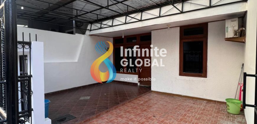 DIJUAL CEPAT! RUMAH SIAP HUNI DI KELAPA GADING – HARGA NEGO