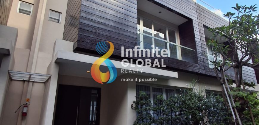 Dijual Rumah Dalam Townhouse Kemang Jakarta Selatan